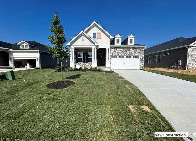 Property at 8933 Camden Rd NW, Massillon, OH 44646, 4 beds, 3.5 baths