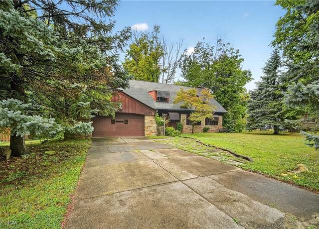 Property at 25321 Chatworth Dr, Euclid, OH 44117, 3 beds, 2 baths