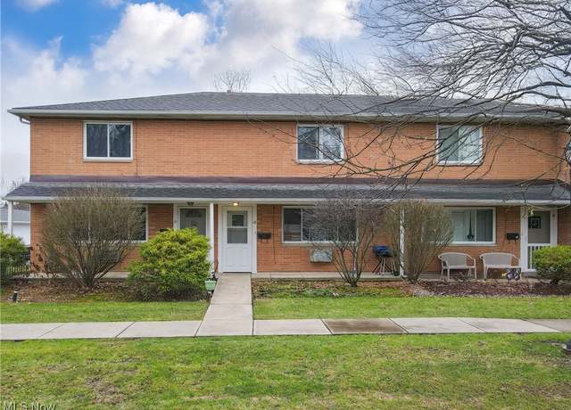 Property at 2470 Warren Pkwy Apt , 12, Twinsburg, OH 44087, 2 beds, 1.5 baths
