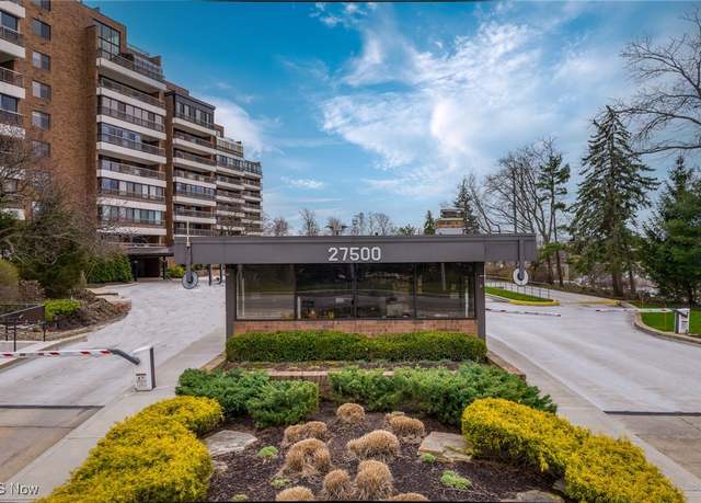Property at 27500 Cedar Rd #306, Beachwood, OH 44122, 2 beds, 2 baths