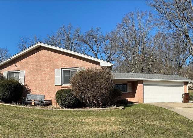 Property at 7285 Wren Ave NW, North Canton, OH 44720, 3 beds, 1.5 baths