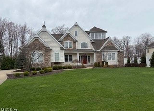 Property at 8120 Humphrey Hill Dr, Concord, OH 44077, 4 beds, 3.5 baths
