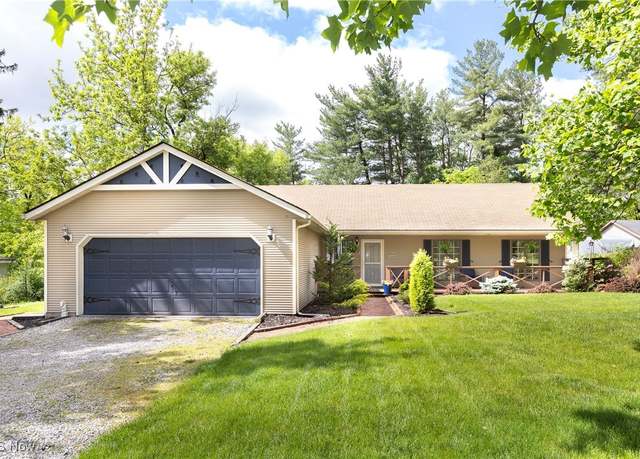 Property at 5240 Hamilton Rd, Medina, OH 44256, 3 beds, 2 baths