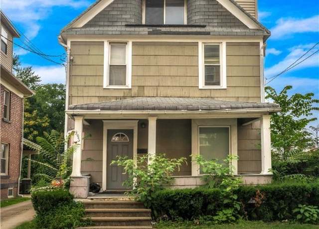 Property at 396 Sumner St, Akron, OH 44304, 6 beds, 2 baths