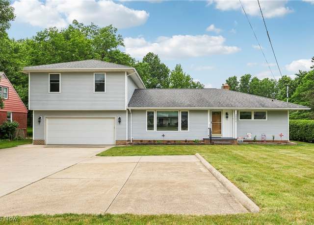 Property at 30056 Ridge Rd, Wickliffe, OH 44092, 4 beds, 3.5 baths