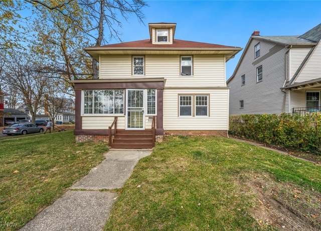 Property at 3331 Cedarbrook Rd, Cleveland Heights, OH 44118, 8 beds, 4.5 baths