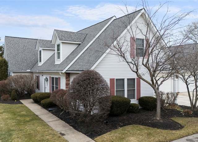 Property at 662 2nd St #2, Fairport Harbor, OH 44077, 3 beds, 2 baths