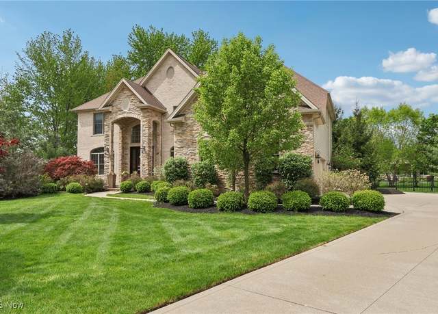 Property at 4300 Burberry Ct, Avon, OH 44011, 5 beds, 5 baths