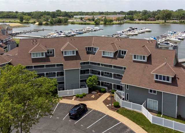 Property at 96 Marina Point Dr, Sandusky, OH 44870, 2 beds, 2 baths