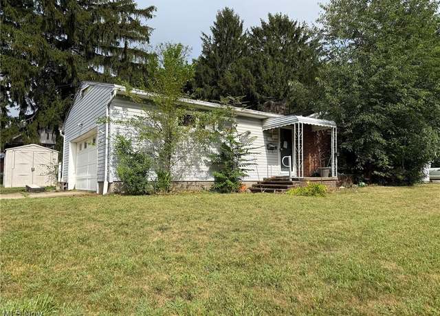 Property at 1576 Hammel St, Akron, OH 44306, 3 beds, 1 bath