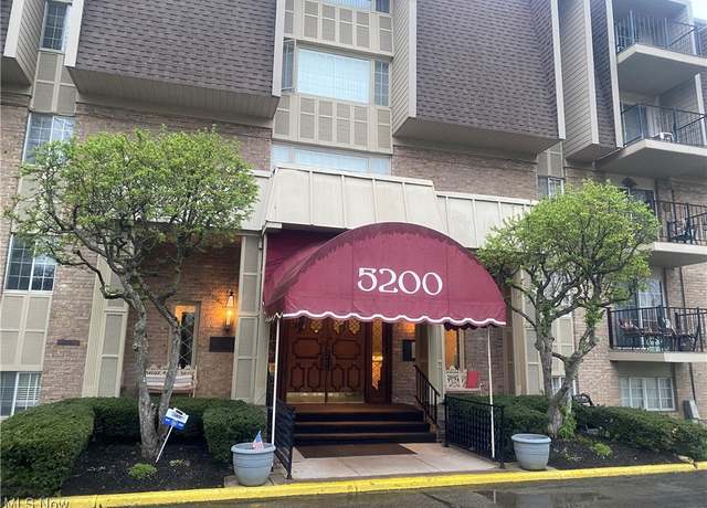 Property at 5200 West Blvd #202, Youngstown, OH 44512, 2 beds, 1 bath