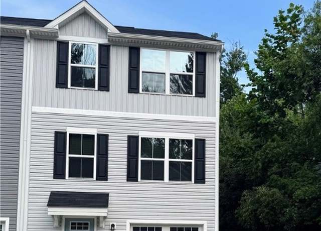 Property at 196 Raintree Ln, Painesville, OH 44077, 3 beds, 2 baths