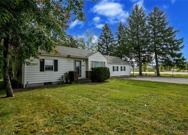 Property at 6942 State Route 44, Ravenna, OH 44266, 3 beds, 2 baths