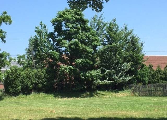 Property at V/l Case Ave, Lyndhurst, OH 44124