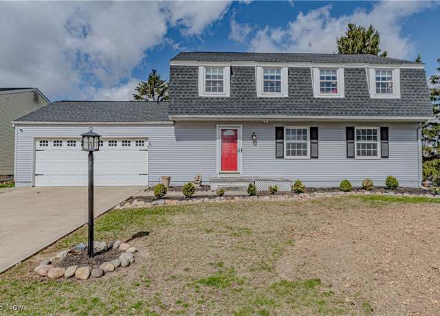 Property at 775 Twin Oaks Blvd, Medina, OH 44256, 4 beds, 2.5 baths