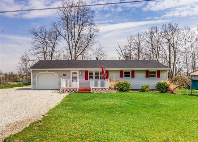 Property at 1520 Twin Lakes Dr, Mansfield, OH 44903, 3 beds, 1 bath
