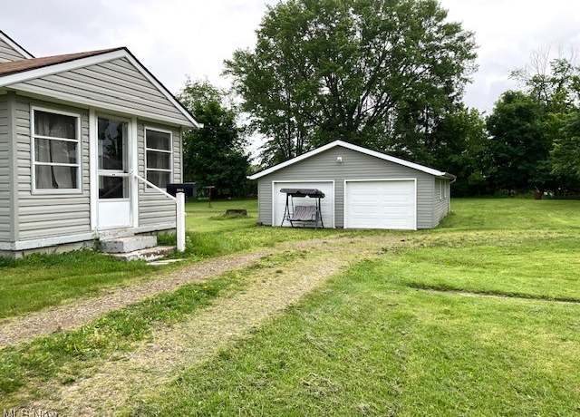 Property at 9053 Friendsville Rd, Seville, OH 44273, 3 beds, 1 bath
