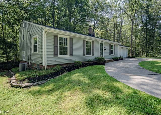 Property at 3809 Wiltshire Rd, Moreland Hills, OH 44022, 4 beds, 1.5 baths