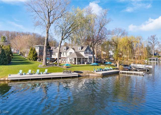 Property at 3541 Dorwil Ct, Coventry, OH 44319, 5 beds, 4 baths