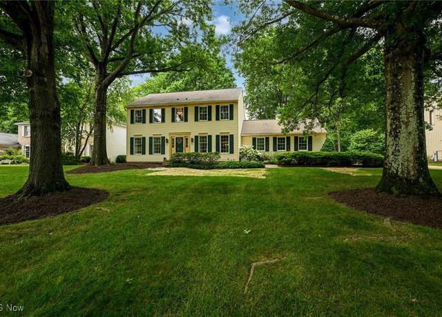 Property at 7424 Old Quarry Ln, Brecksville, OH 44141, 4 beds, 2.5 baths