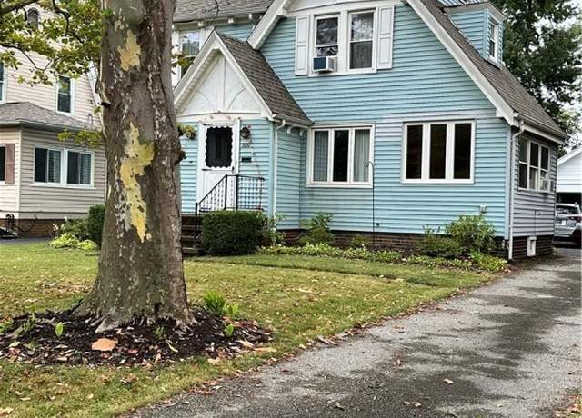 Property at 1001 Englewood Rd, Cleveland Heights, OH 44121, 4 beds, 2.5 baths