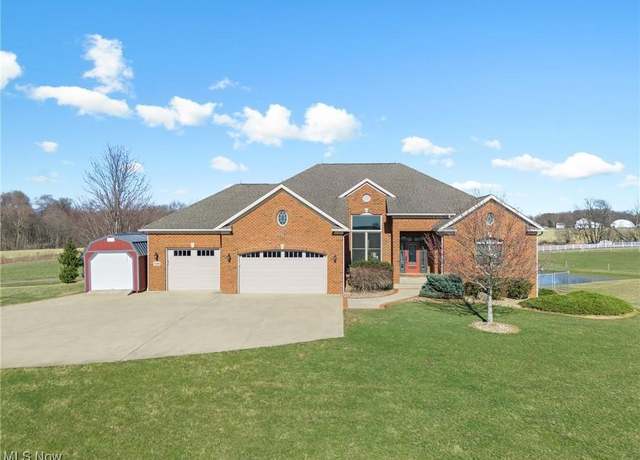 Property at 10366 Immel St NE, Canton, OH 44721, 3 beds, 3.5 baths