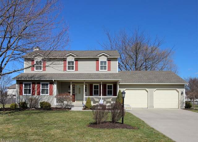 Property at 845 W Martin St, Amherst, OH 44001, 3 beds, 2.5 baths