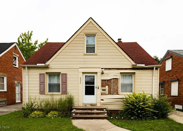 Property at 4373 Parkton Dr, Warrensville Heights, OH 44128, 2 beds, 1 bath