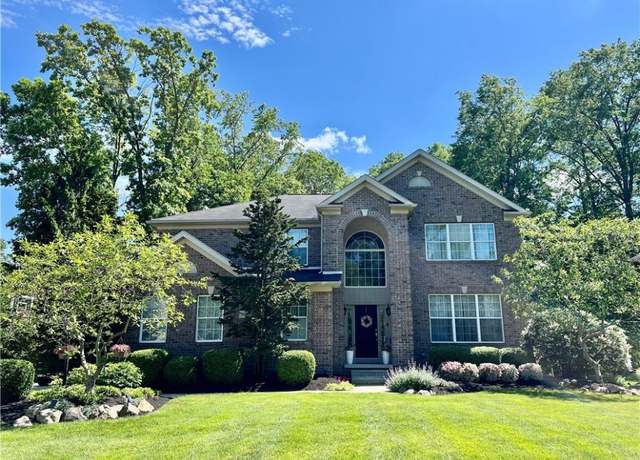 Property at 31023 Kilgour Dr, Westlake, OH 44145, 4 beds, 3.5 baths