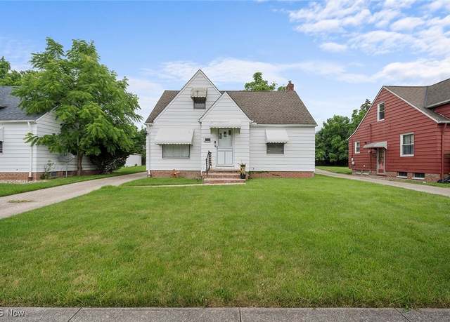 Property at 5197 Catherine St, Maple Heights, OH 44137, 4 beds, 1.5 baths