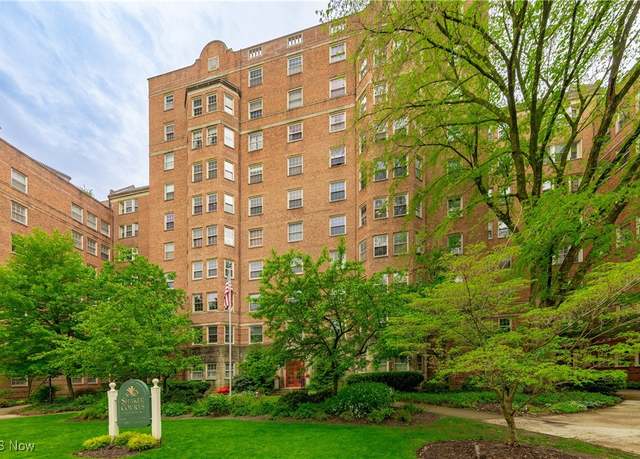 Property at 13710 Shaker Blvd #405, Cleveland, OH 44120, 2 beds, 2 baths