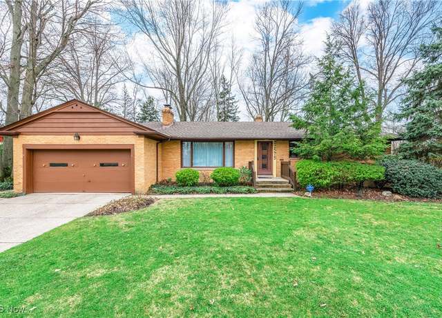 Property at 22575 Haber Dr, Fairview Park, OH 44126, 3 beds, 1.5 baths