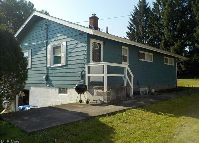 Property at 1686 Underwood St, Cuyahoga Falls, OH 44221, 3 beds, 2 baths