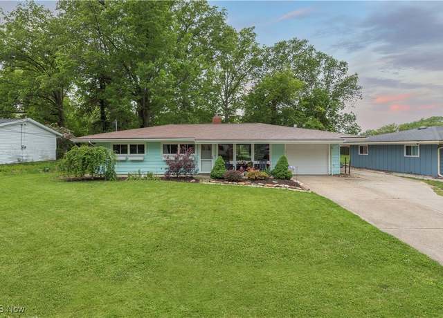 Property at 1094 Sanford St, Vermilion, OH 44089, 3 beds, 1 bath