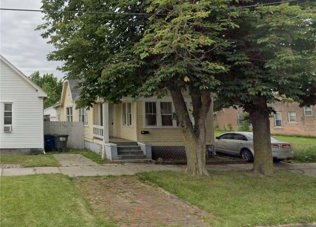 Property at 3149 Elm St, Toledo, OH 43608, 3 beds, 1 bath