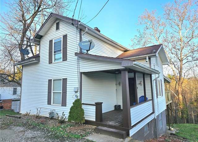 Property at 1120 Cisler Dr, Marietta, OH 45750, 2 beds, 1 bath