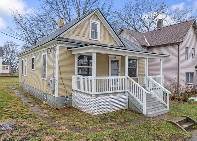 Property at 812 E Summit St, Alliance, OH 44601, 2 beds, 1 bath