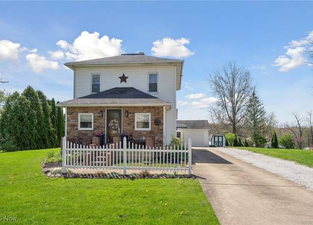 Property at 135 E Church St, Alliance, OH 44640, 3 beds, 1 bath