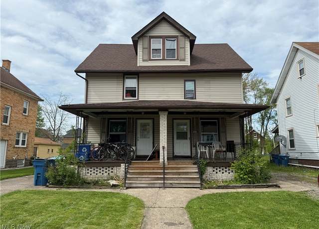 Property at 1877-1879 E 34th St, Lorain, OH 44055, 4 beds, 2 baths