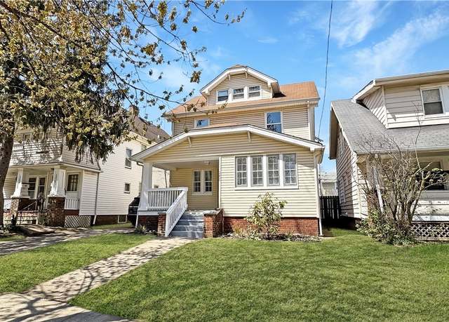 Property at 3266 W 115th St, Cleveland, OH 44111, 4 beds, 2 baths
