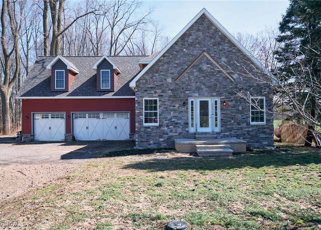 Property at 11135 Baumhart Rd, Amherst, OH 44001, 3 beds, 4 baths