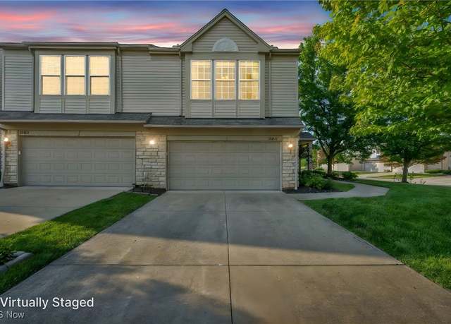 Property at 29027 Nottingham Ct, Olmsted Twp, OH 44138, 2 beds, 2.5 baths