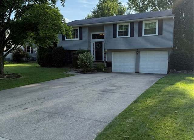 Property at 473 S Colonial Dr, Cortland, OH 44410, 3 beds, 2 baths