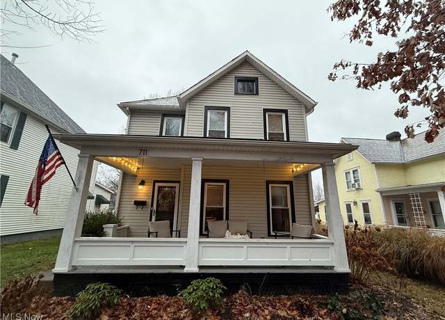 Property at 711 6th St, Marietta, OH 45750, 3 beds, 2 baths