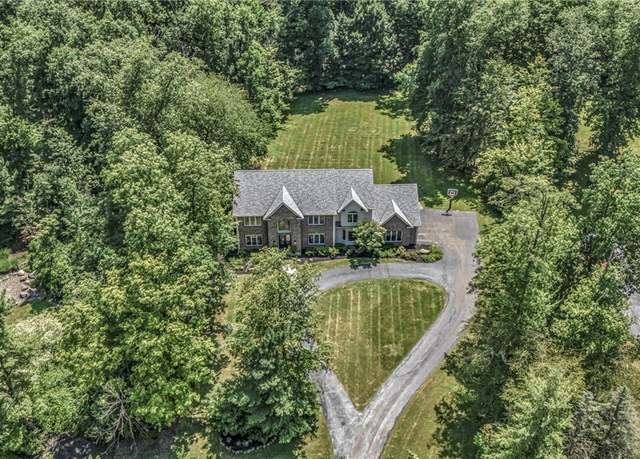 Property at 103 Champion Ln, Chagrin Falls, OH 44022, 6 beds, 4.5 baths