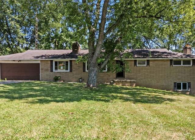 Property at 6010 Firestone Rd NE, Canton, OH 44721, 3 beds, 2.5 baths