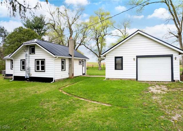Property at 11192 Akron Rd, Marshallville, OH 44645, 2 beds, 1 bath