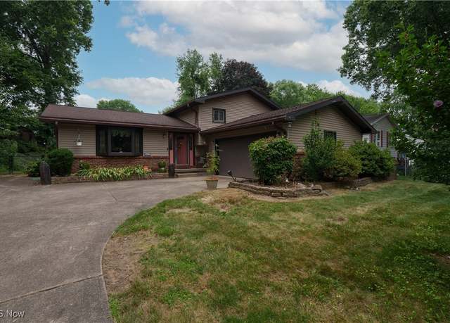 Property at 435 Bonshire Rd, Green, OH 44319, 4 beds, 1.5 baths