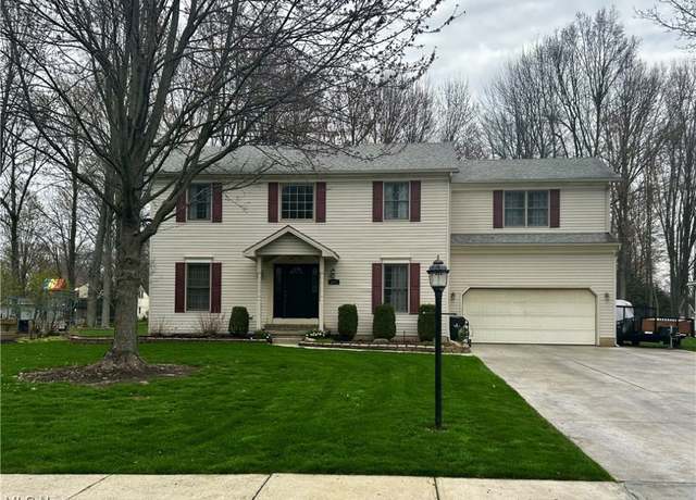 Property at 6877 Fairacres Ave, North Ridgeville, OH 44039, 4 beds, 2.5 baths