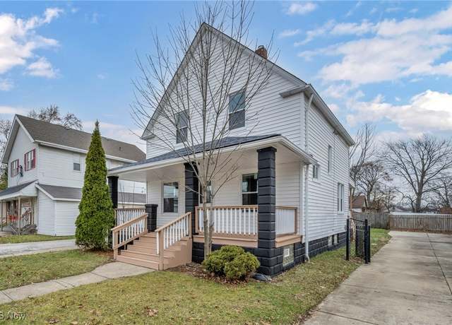 Property at 3825 W 140th St, Cleveland, OH 44111, 3 beds, 1.5 baths